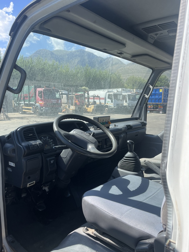 ISUZU/NQR 175/75 COMPATTATORE