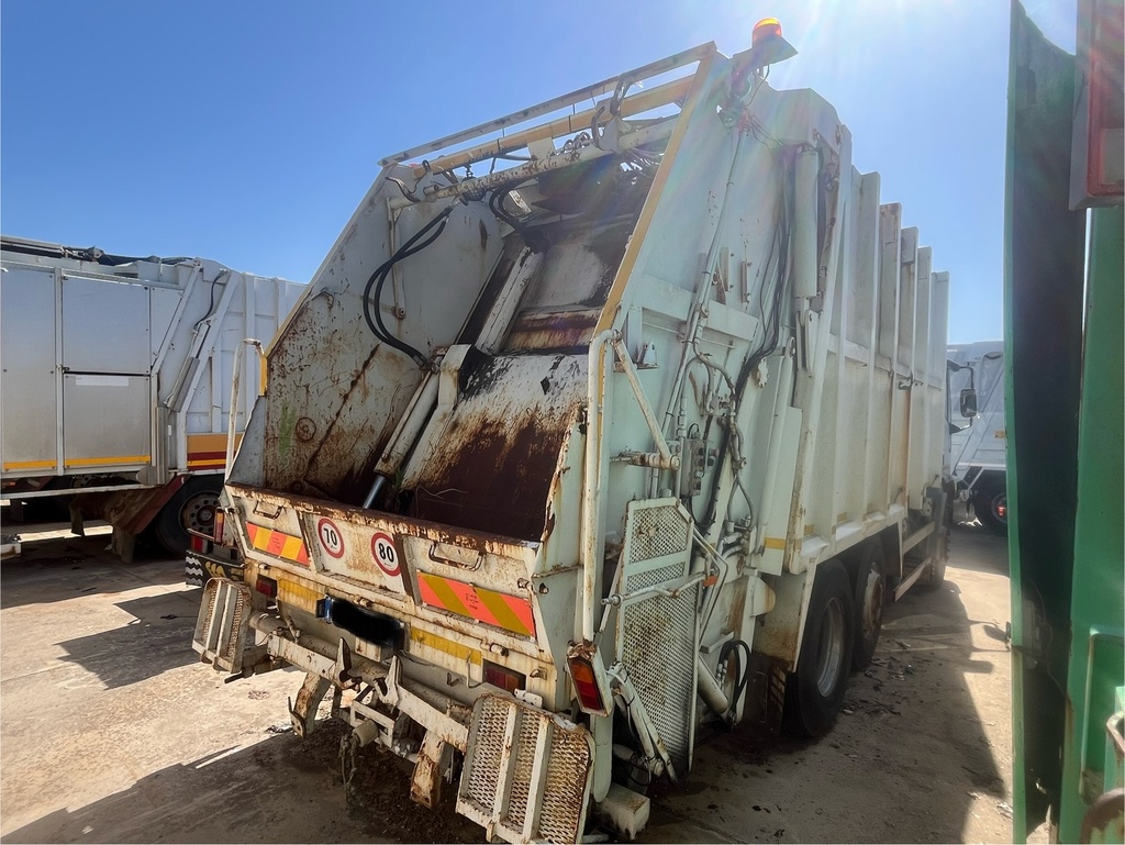 IVECO/EUROTECH COMPATTATORE