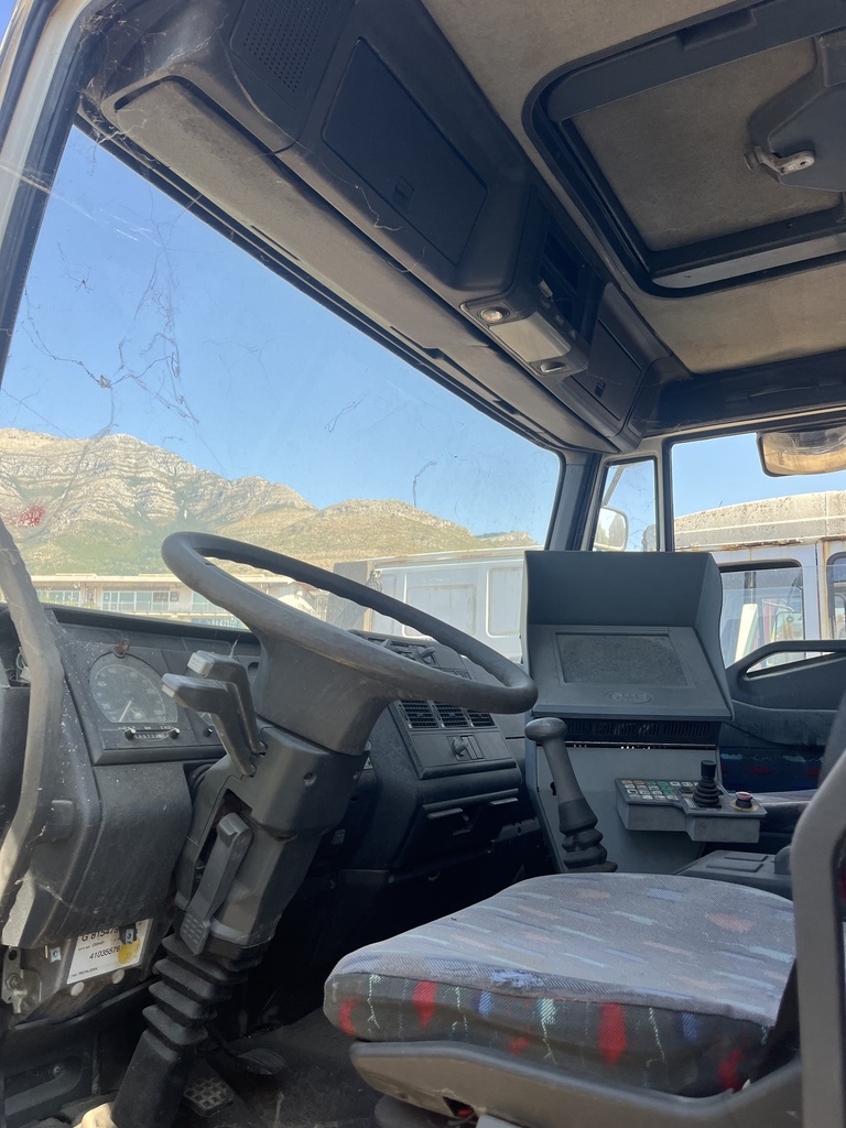 IVECO/EUROCARGO COMPATTATTORE