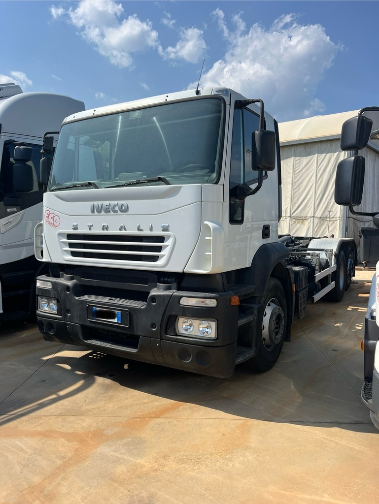 Iveco Stralis/.